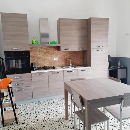 La Casa Del Borgo ليتشي